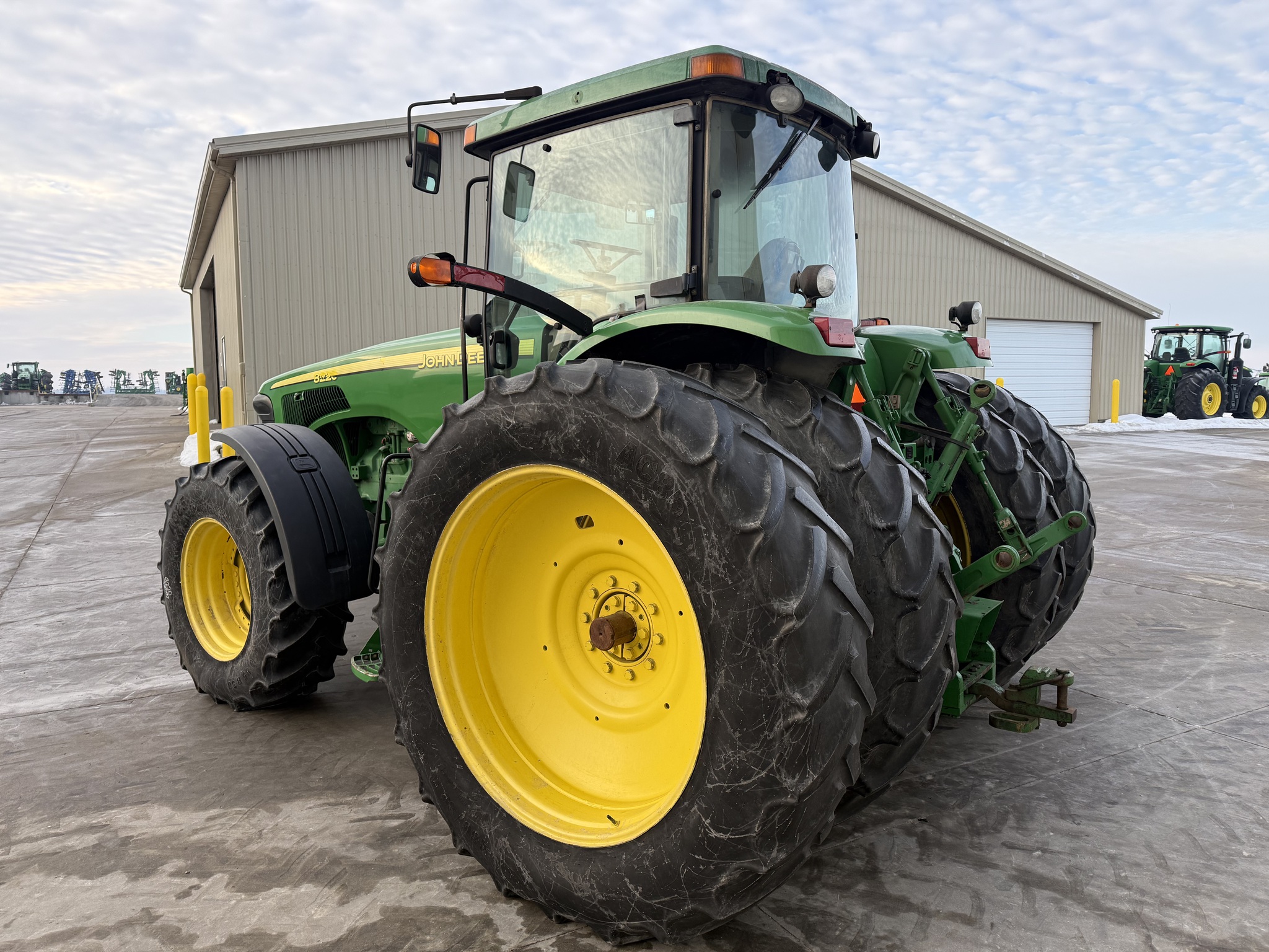 2004 John Deere 8220 Image 5