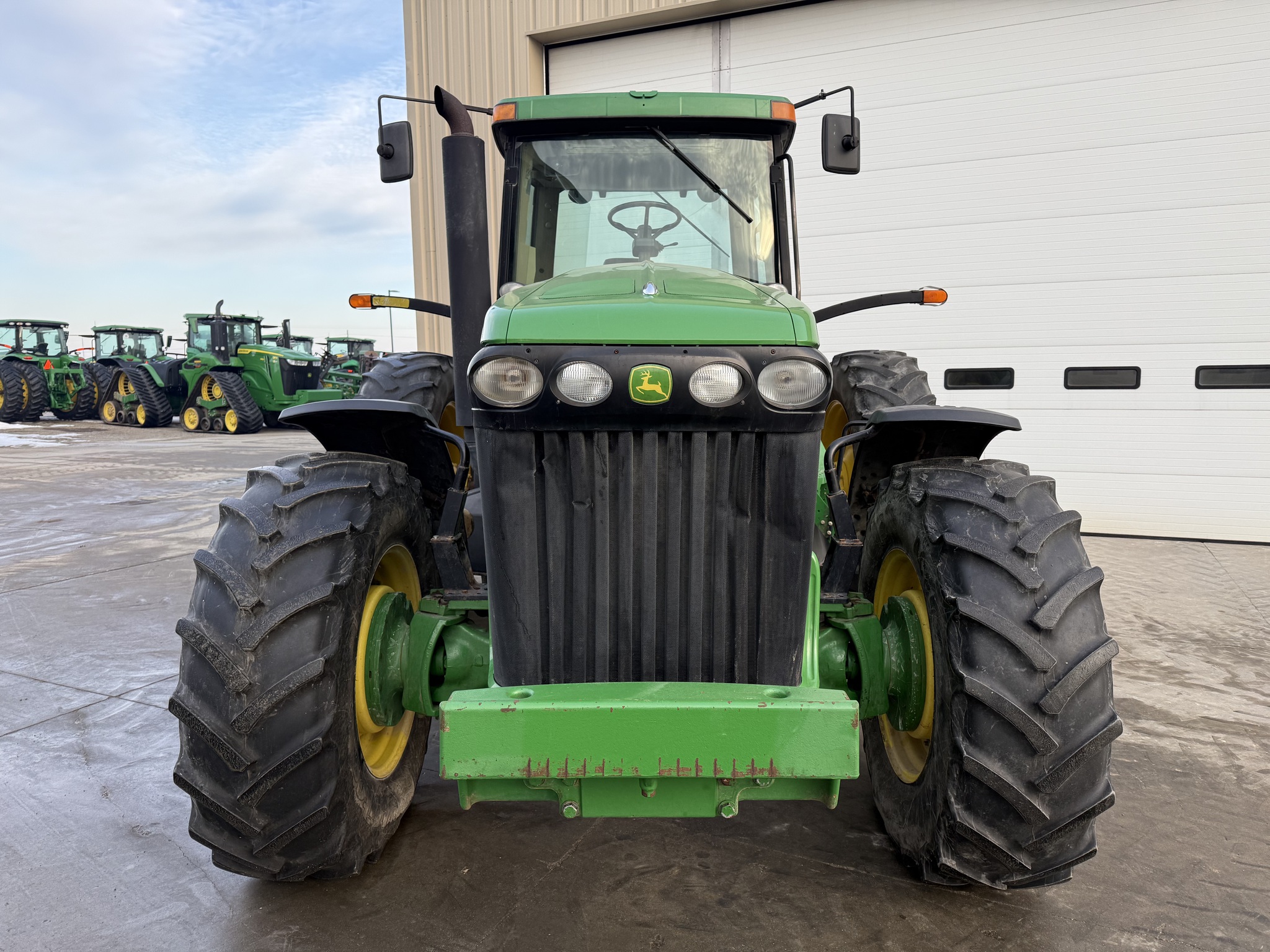 2004 John Deere 8220 Image 8