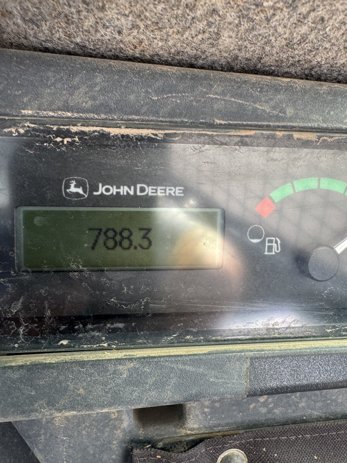2021 John Deere 325G Image 7