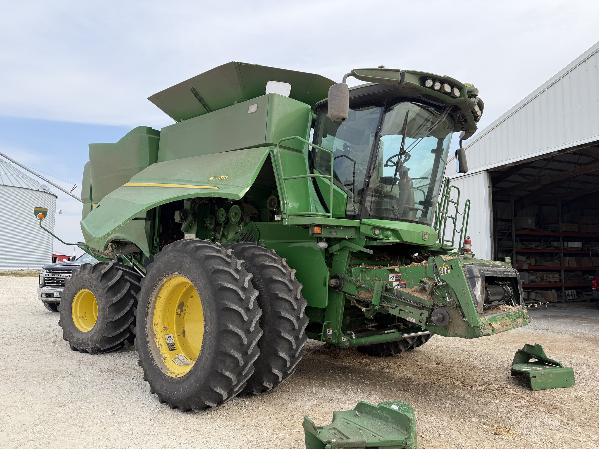  2021 John Deere S770 at Heritage Tractor in Monmouth, IL