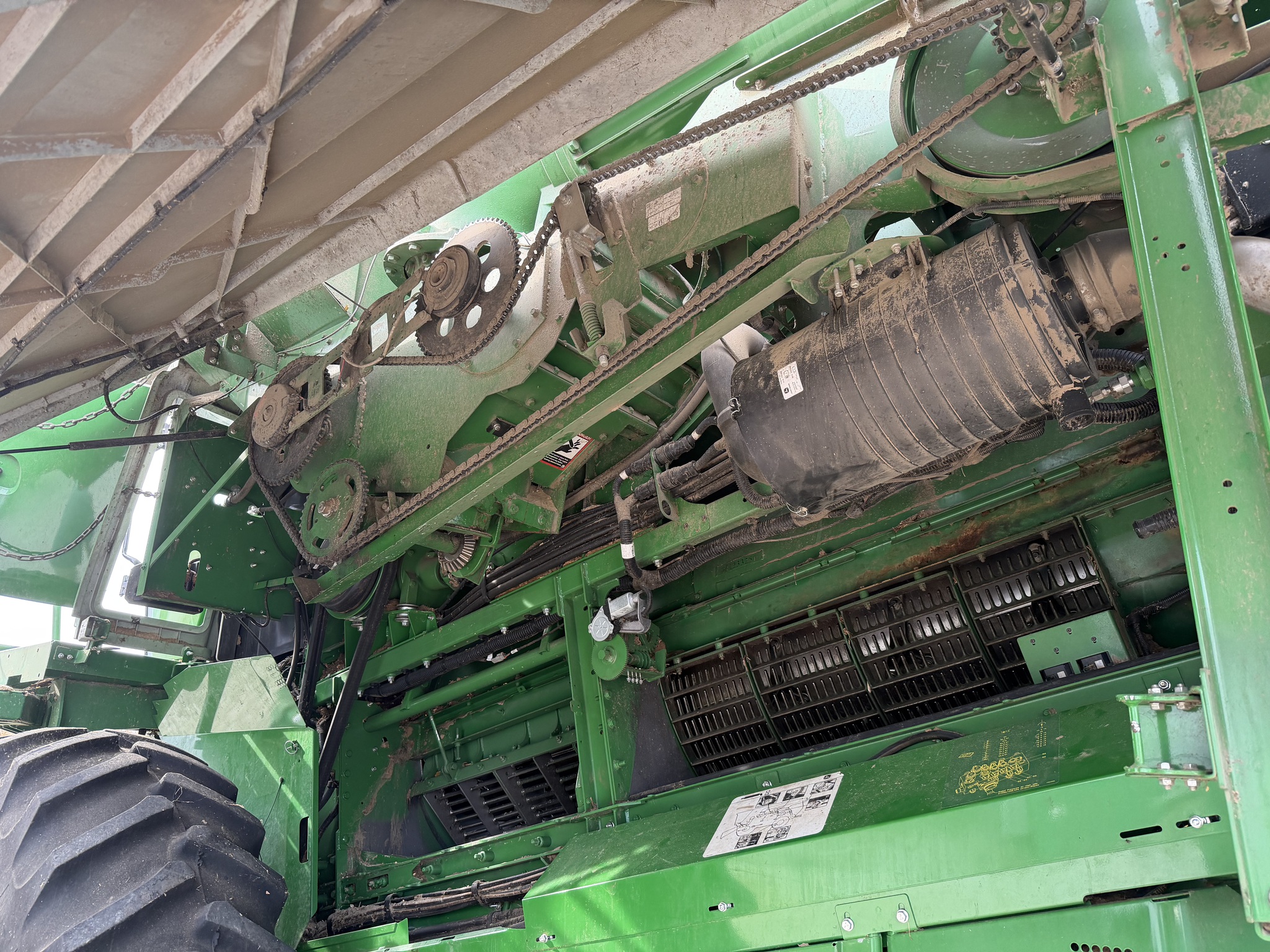  2021 John Deere S770 at Heritage Tractor in Monmouth, IL