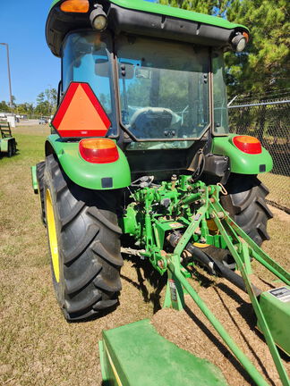 2022 John Deere 5065E Photo 5