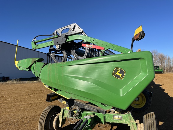 Used 2025 John Deere HDR 50 Combine Platforms at Horizon Ag & Turf in High Prairie, AB - Photo2