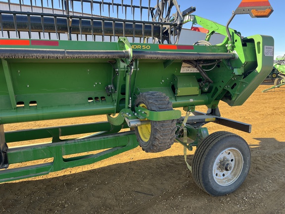 Used 2025 John Deere HDR 50 Combine Platforms at Horizon Ag & Turf in High Prairie, AB - Photo6