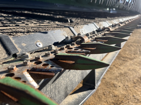 Used 2025 John Deere HDR 50 Combine Platforms at Horizon Ag & Turf in High Prairie, AB - Photo8