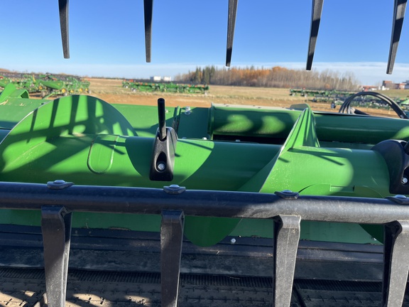Used 2025 John Deere HDR 50 Combine Platforms at Horizon Ag & Turf in High Prairie, AB - Photo10