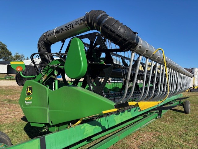 2013 John Deere 630F Image 1