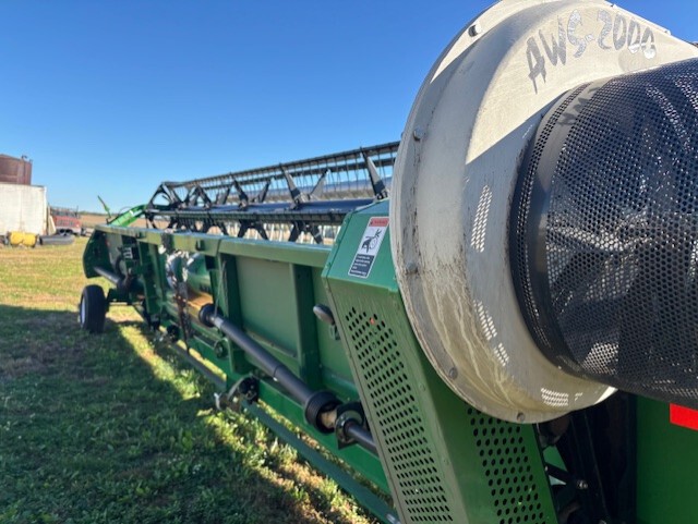 2013 John Deere 630F Image 7