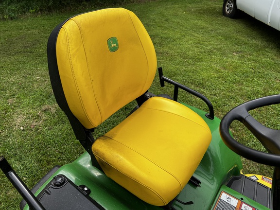 2022 John Deere X734 - Photo9