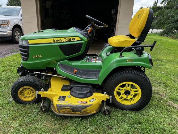 2022 John Deere X734 - Photo6