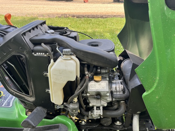 2022 John Deere X734 - Photo18