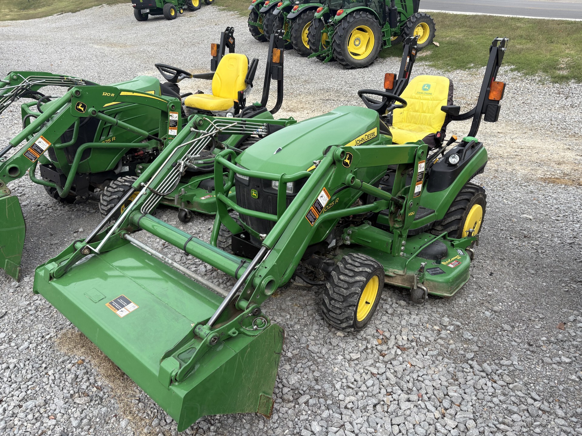 2012 John Deere 1025R