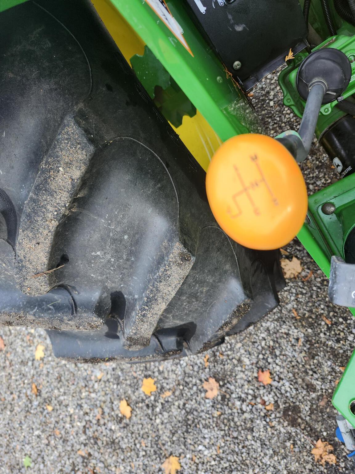 2008 John Deere 5303 Image 11