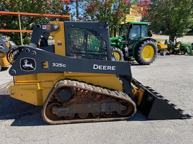 2022 John Deere 325G Image 2