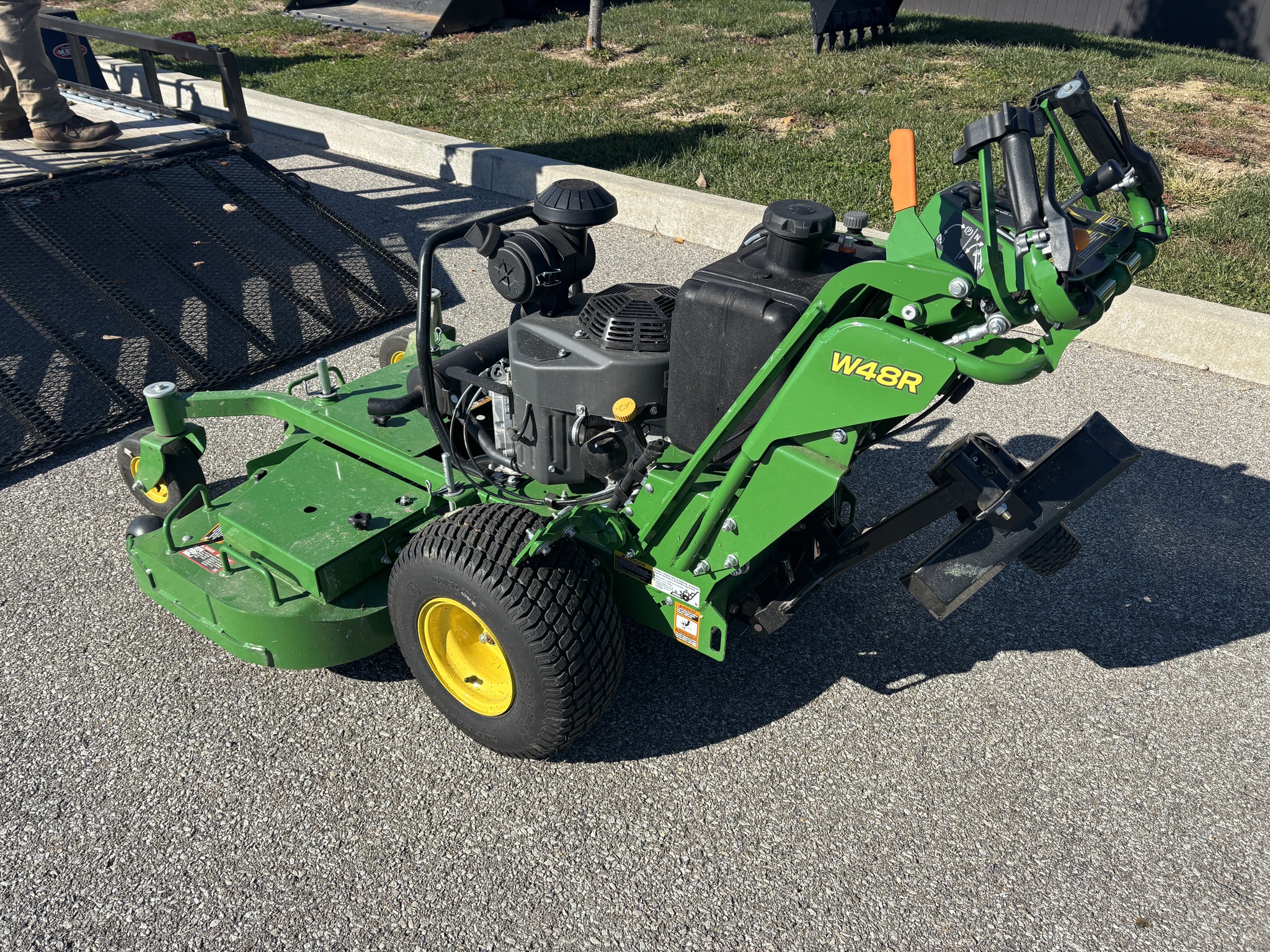Used 2024 John Deere W48R Commercial Walk Behind Mowers at Koenig Equipment in Franklin, IN - PhotoXL3
