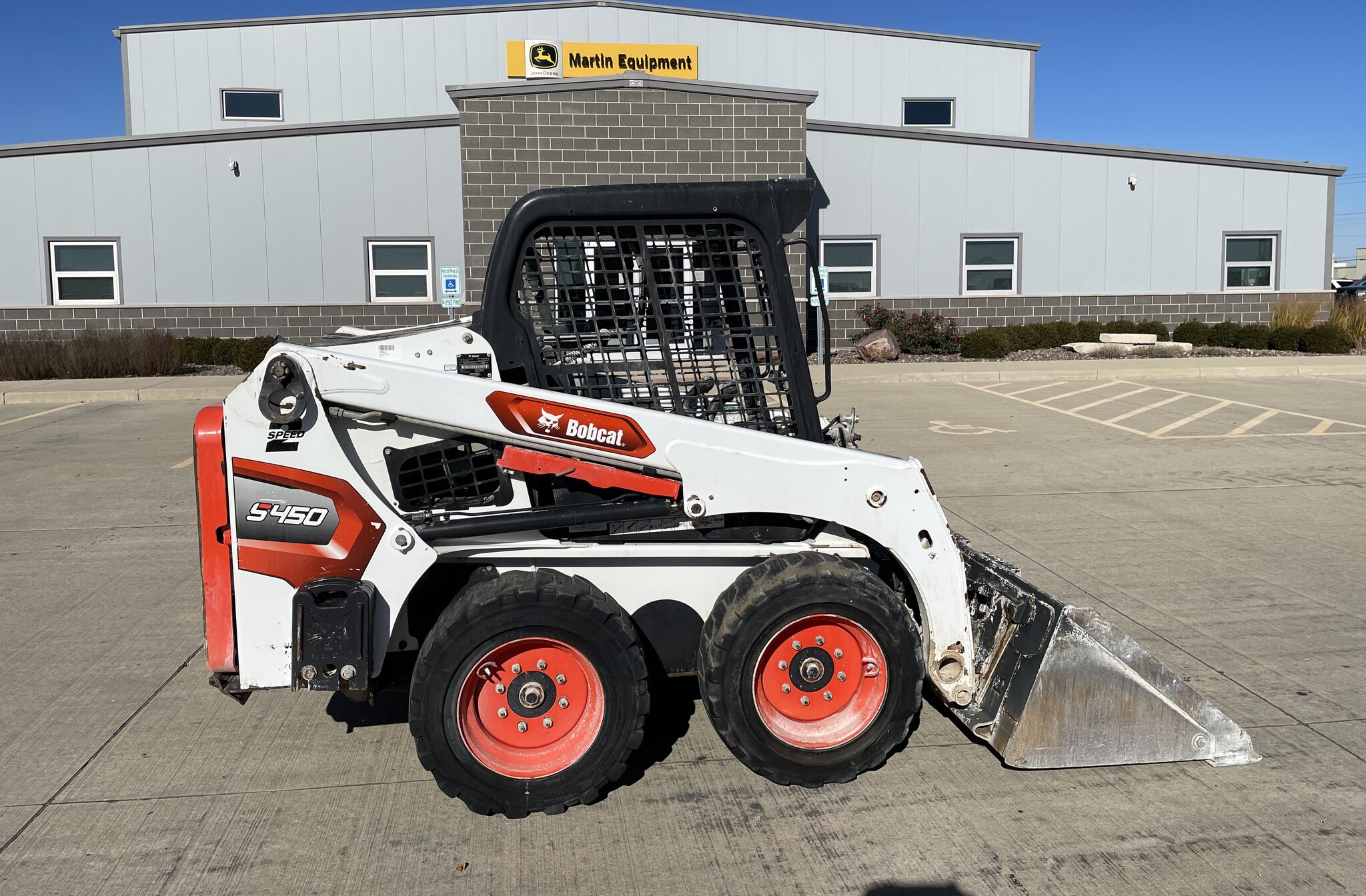 2021 Bobcat S450 Image 1