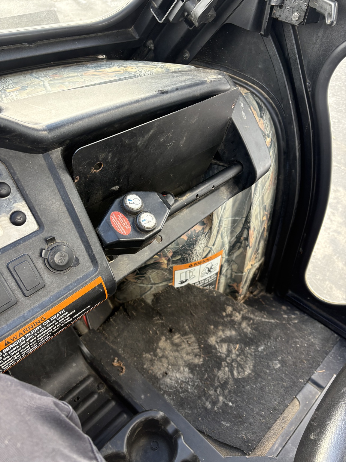 2012 John Deere XUV 825i Image 7