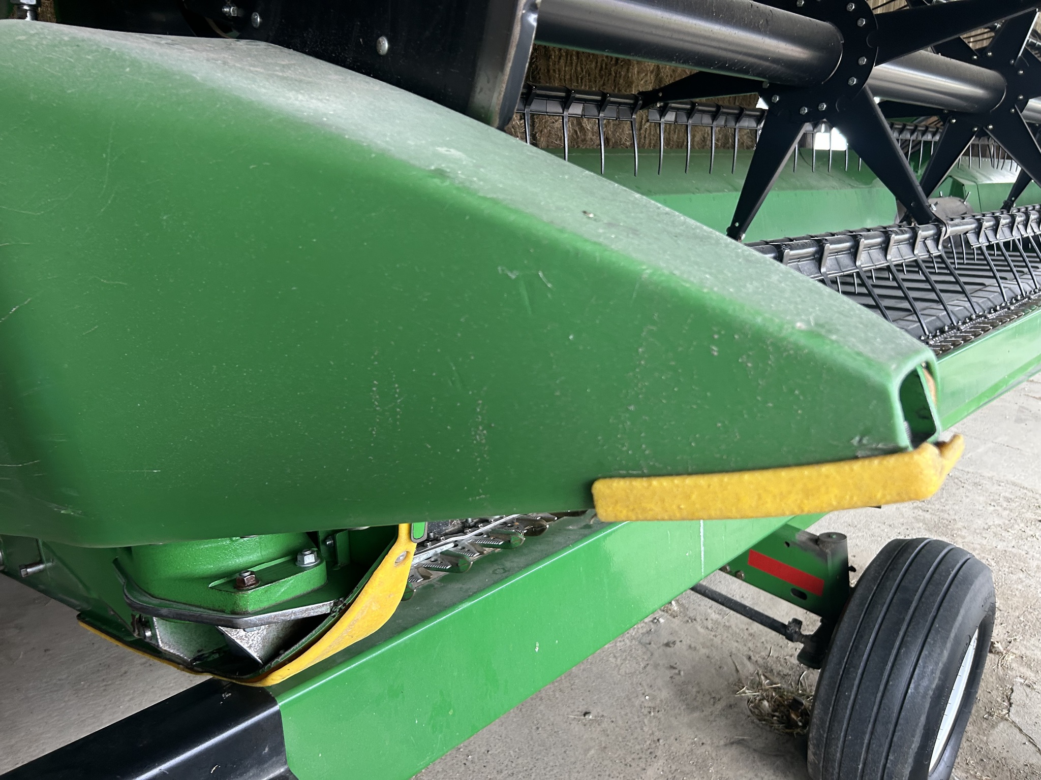 2013 John Deere 640FD Image 16