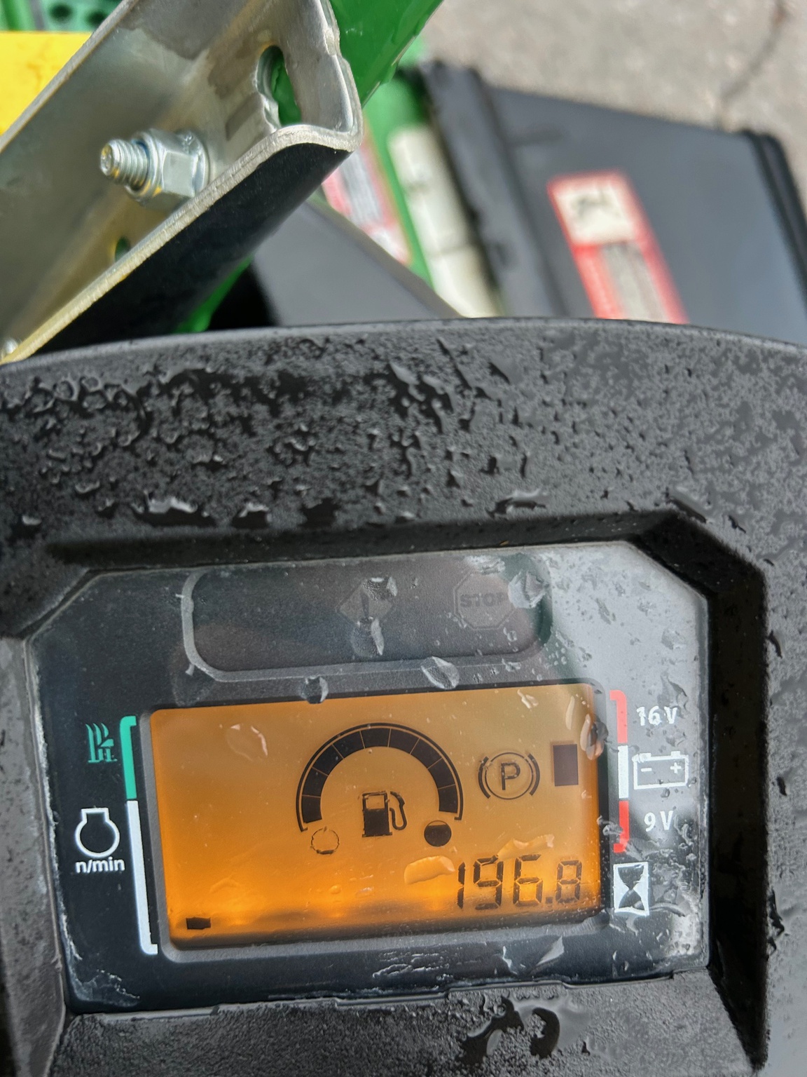 2024 John Deere Z530R Image 2