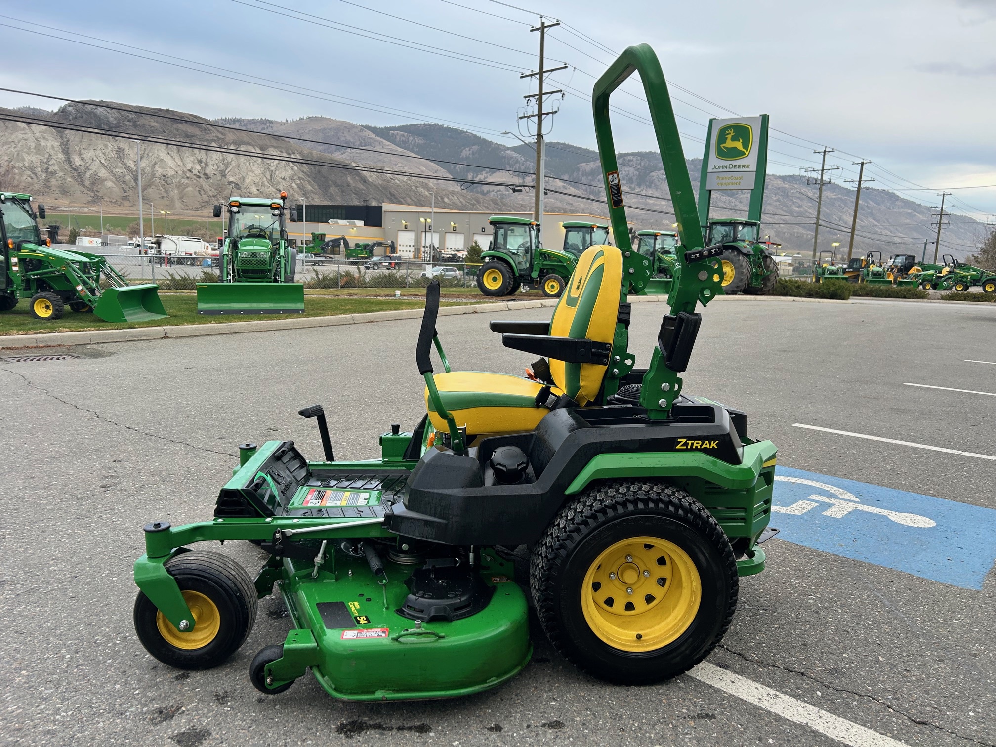 2024 John Deere Z530R Image 4
