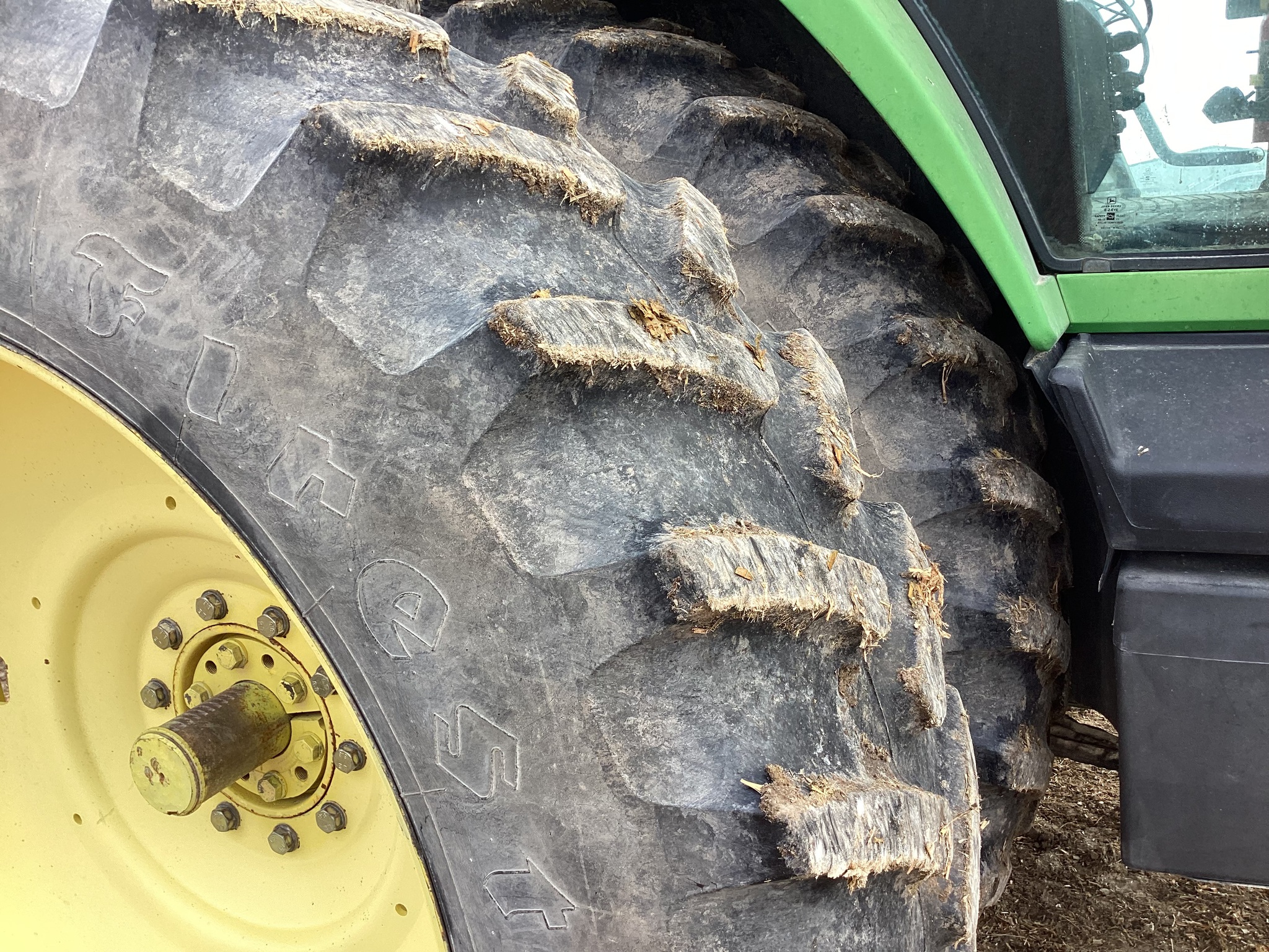 1997 John Deere 8300 Image 10