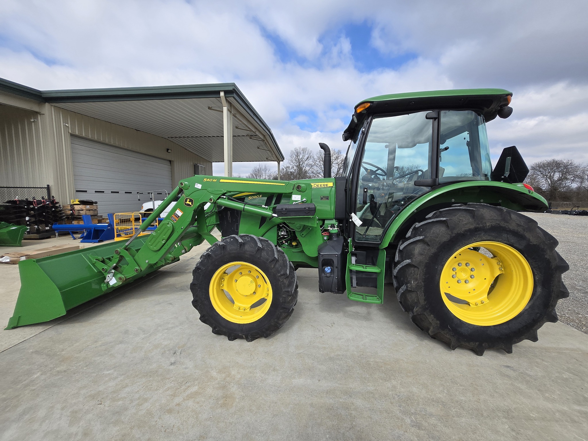 2022 John Deere 5090E