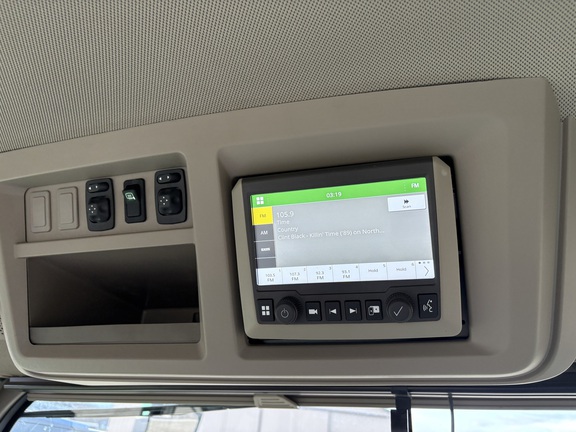 2025 John Deere 8R 410 - Photo14