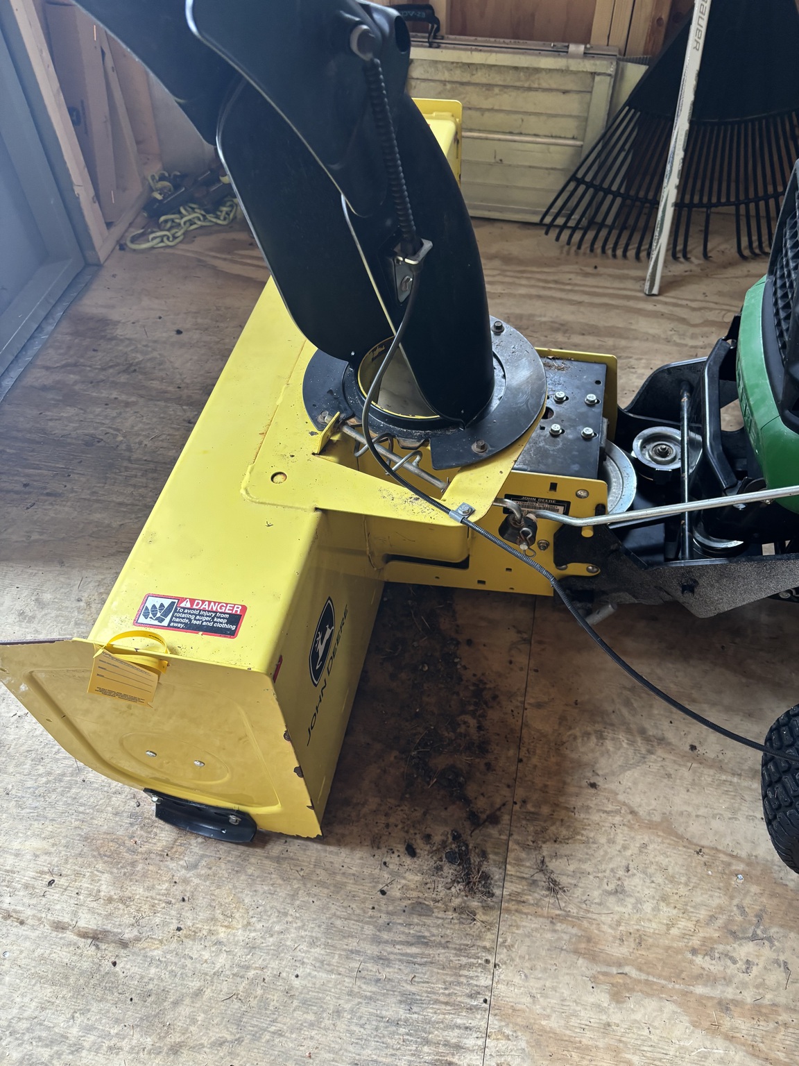 2016 John Deere 44SB Image 2