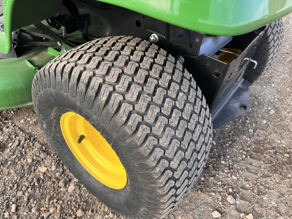 2022 John Deere X370 - Photo14