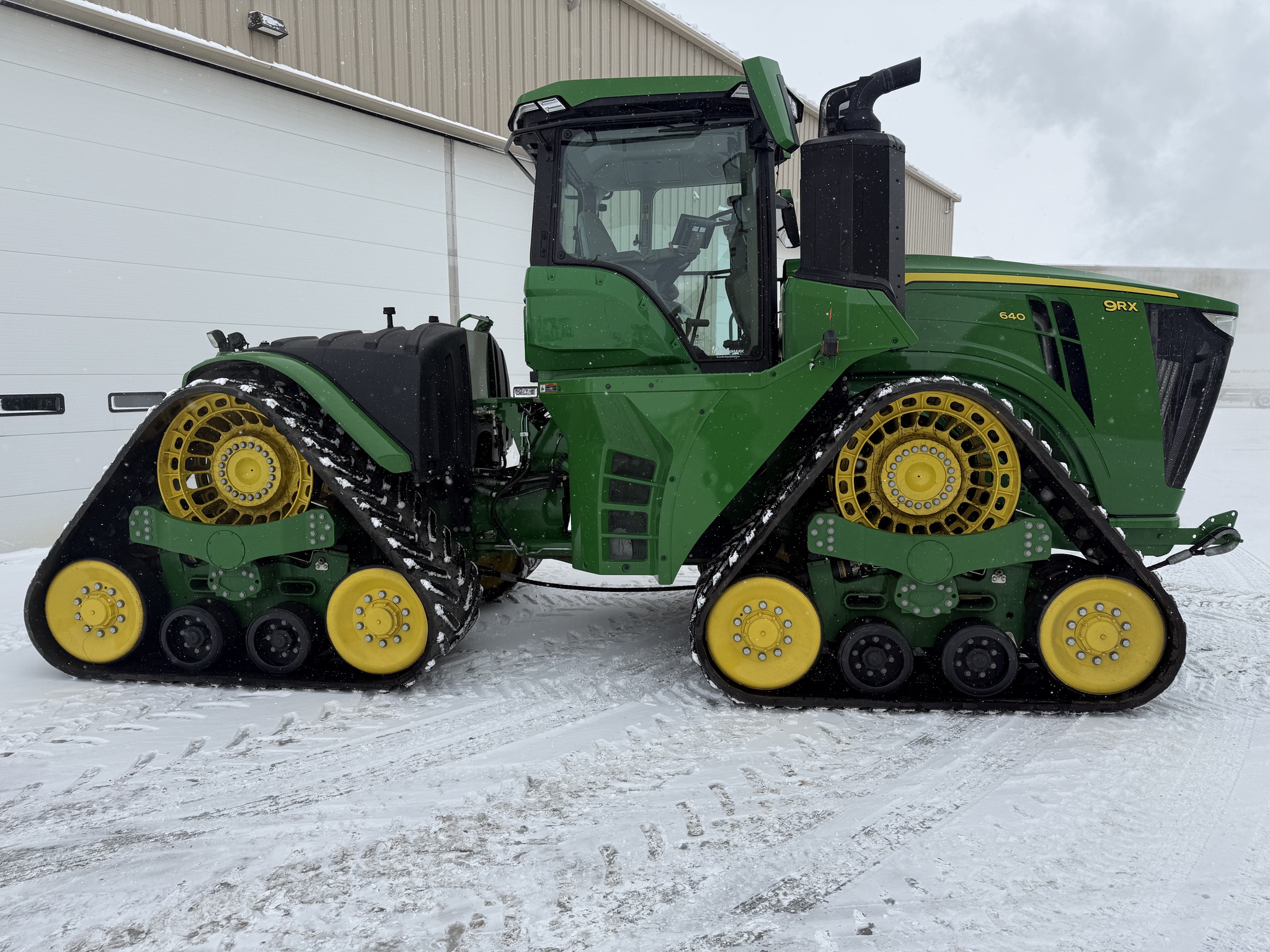 2025 John Deere 9RX 640 Image 2