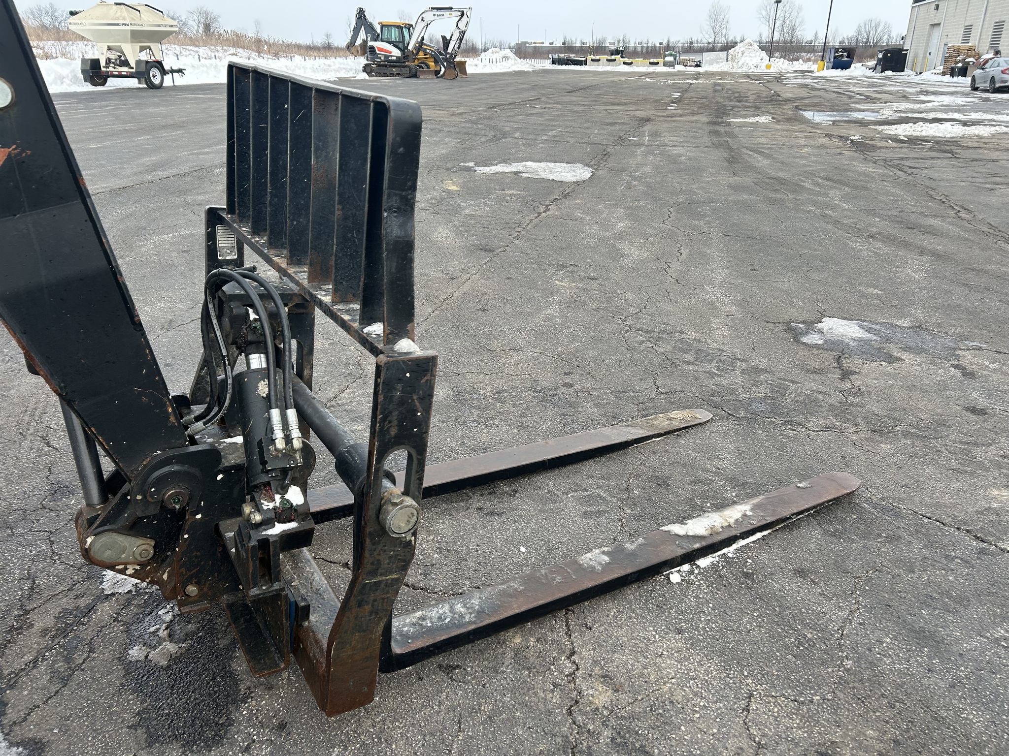 2015 JLG G6-42A Image 5