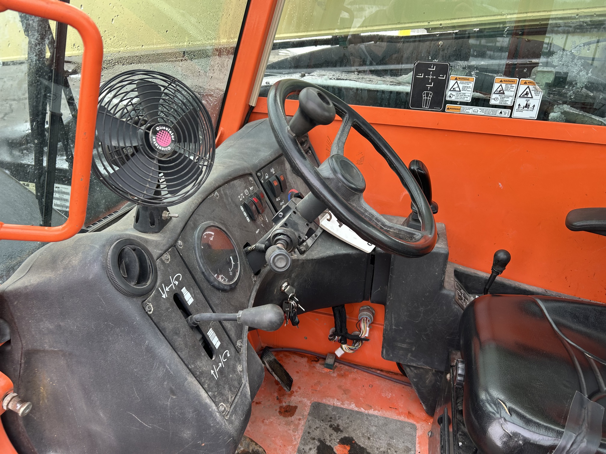 2015 JLG G6-42A Image 13