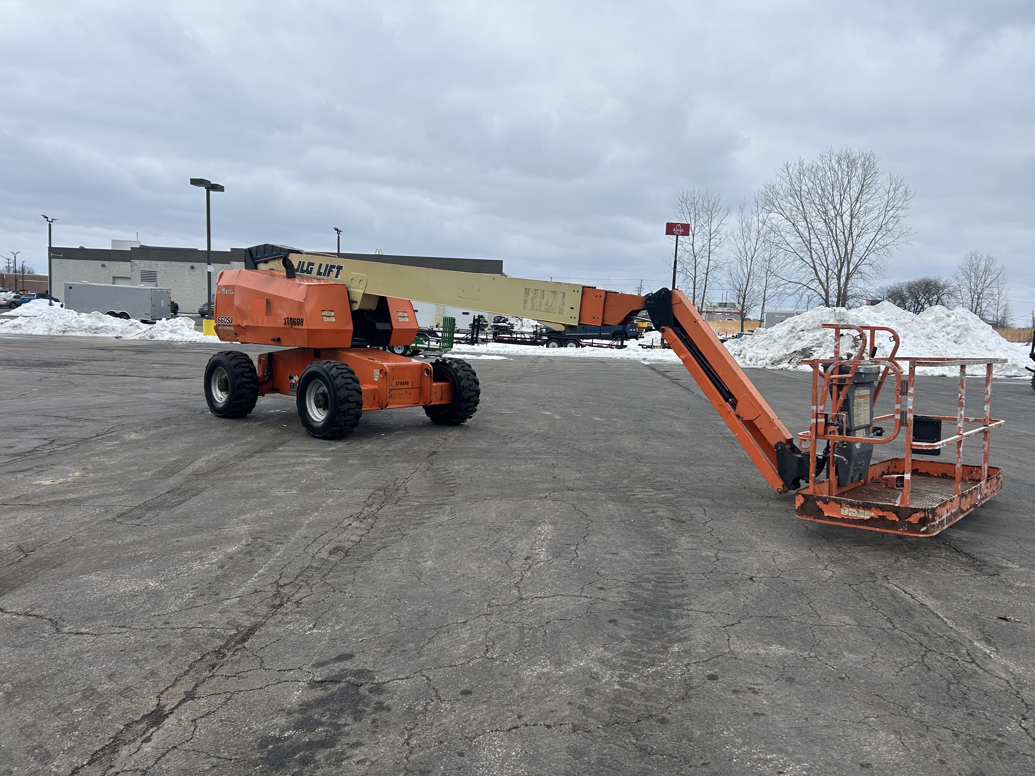 2015 JLG 660SJ Image 4