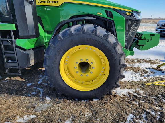 2025 John Deere 8R 410 - Photo2