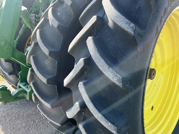 2025 John Deere 8R 410 - Photo17