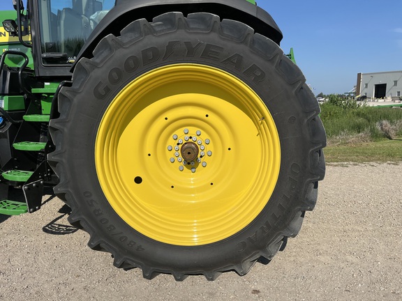 2025 John Deere 8R 410 - Photo19