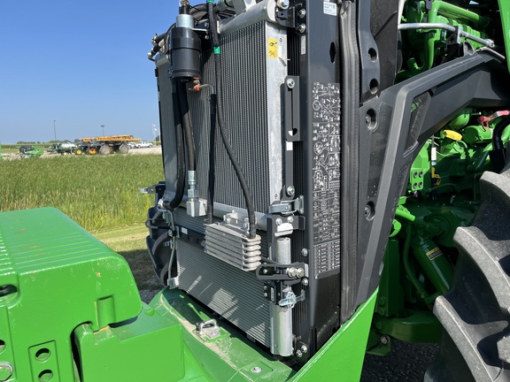 2025 John Deere 8R 410 - Photo25
