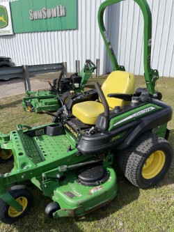 2016 John Deere Z915B Photo 1