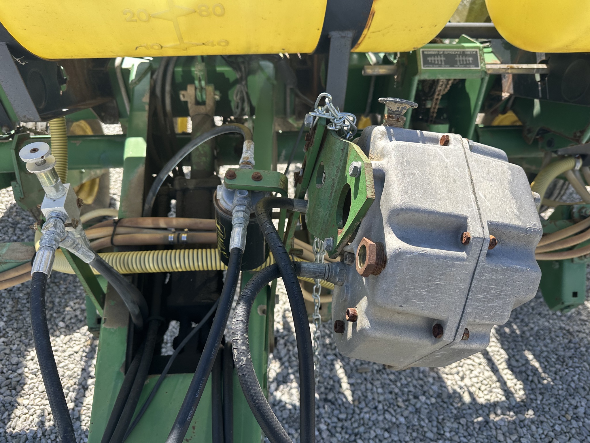 John Deere 7200 Image 11