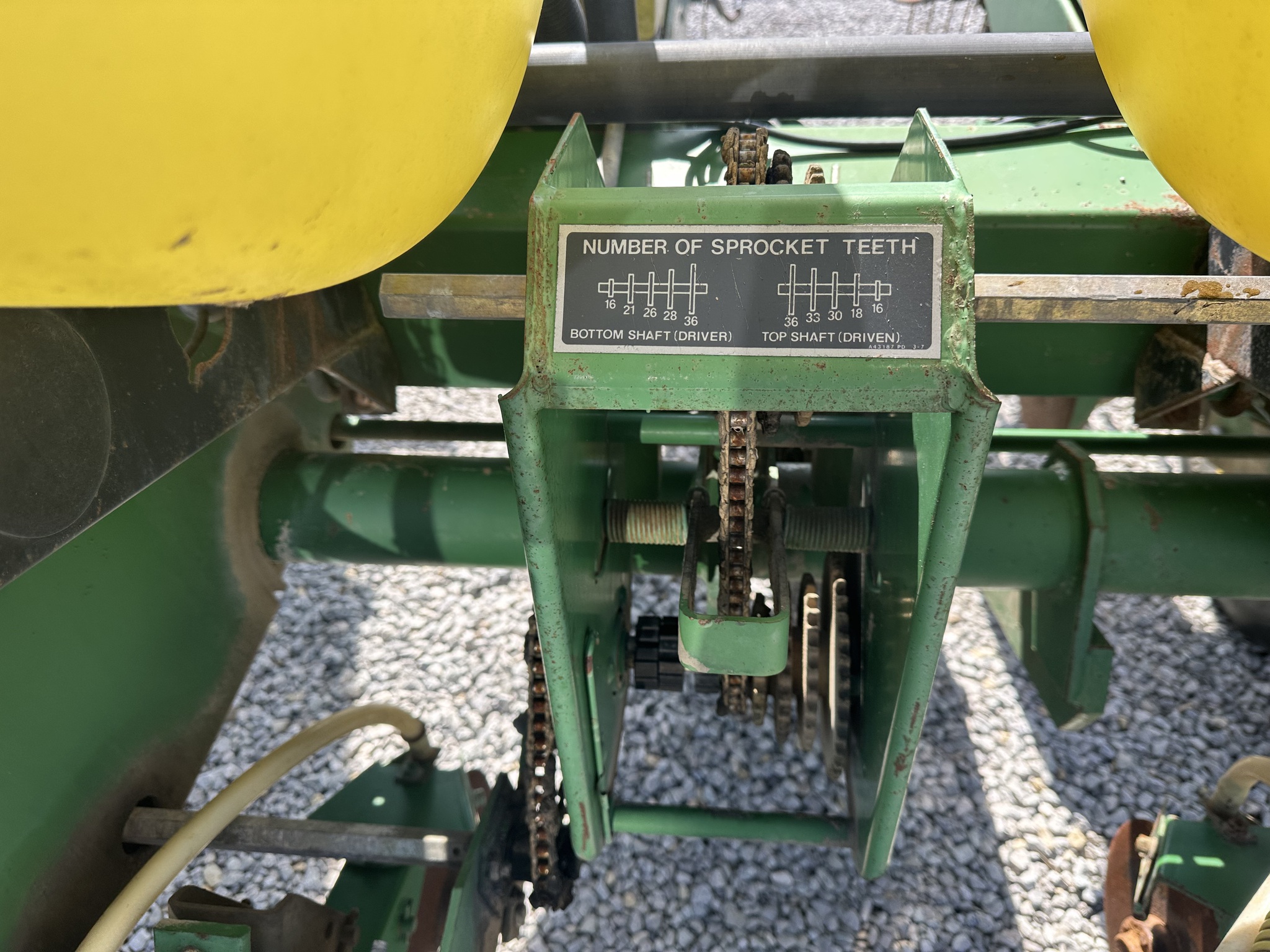 John Deere 7200 Image 14