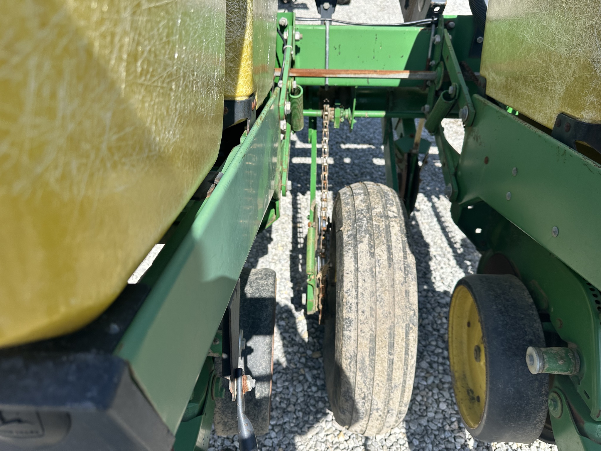 John Deere 7200 Image 24