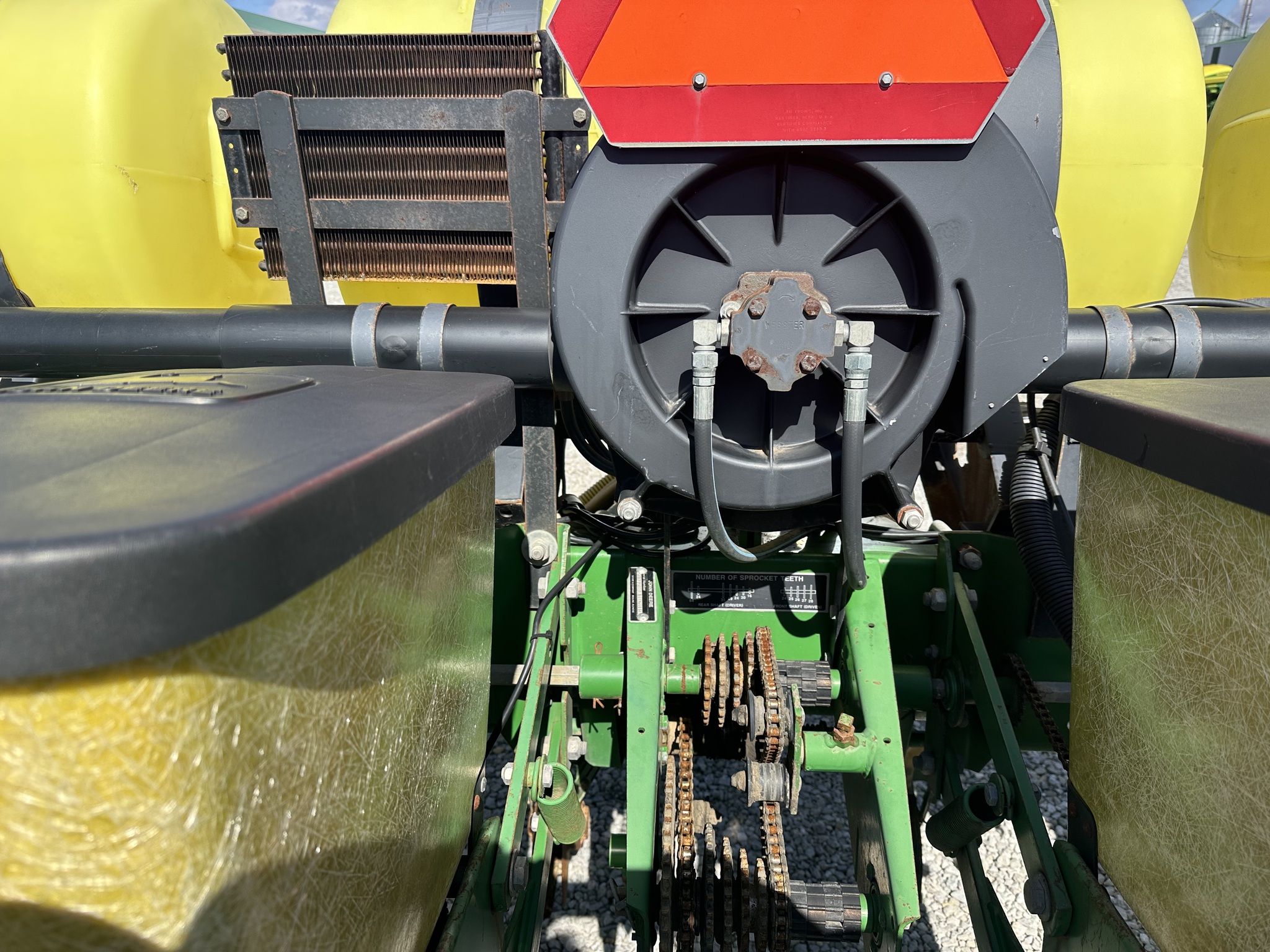 John Deere 7200 Image 27