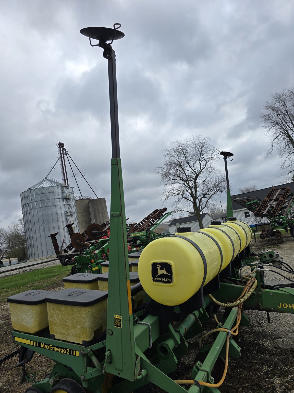 John Deere 7200 Image 11