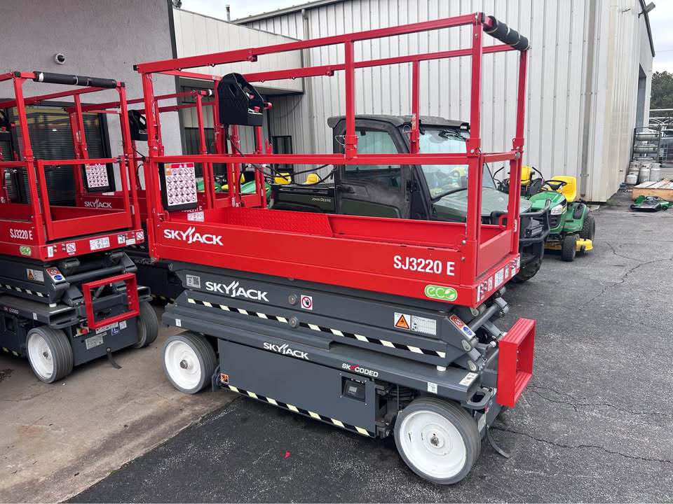 2024 Skyjack SJ3220E Image 1