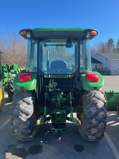 2012 John Deere 5083E Image 3