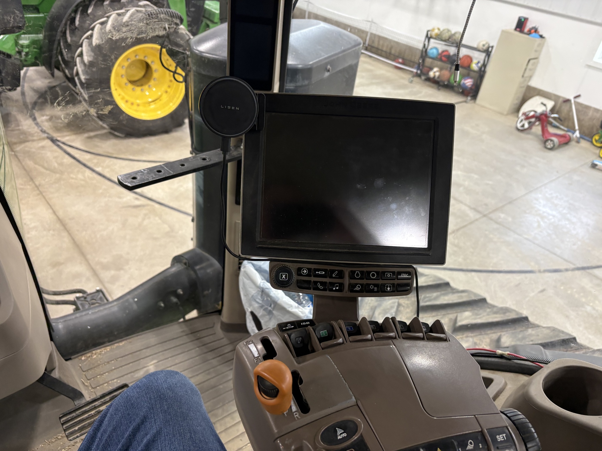 2014 John Deere 8370RT Image 37