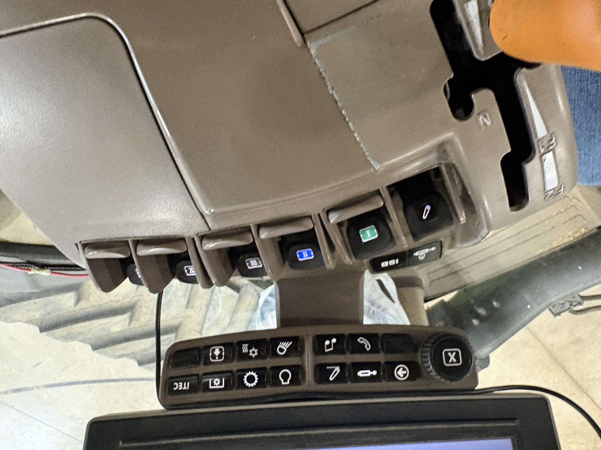 2014 John Deere 8370RT Image 41