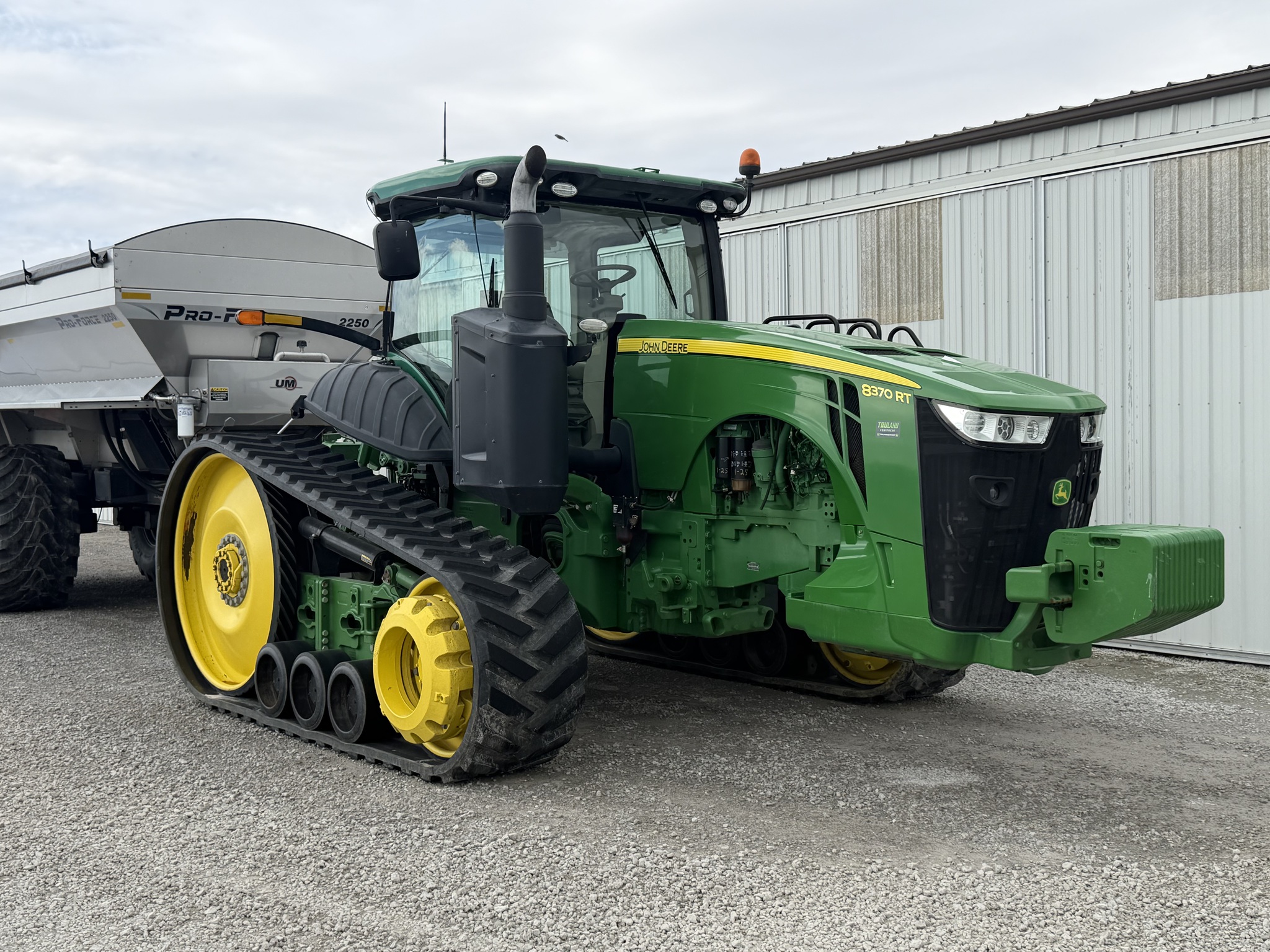2014 John Deere 8370RT Image 2