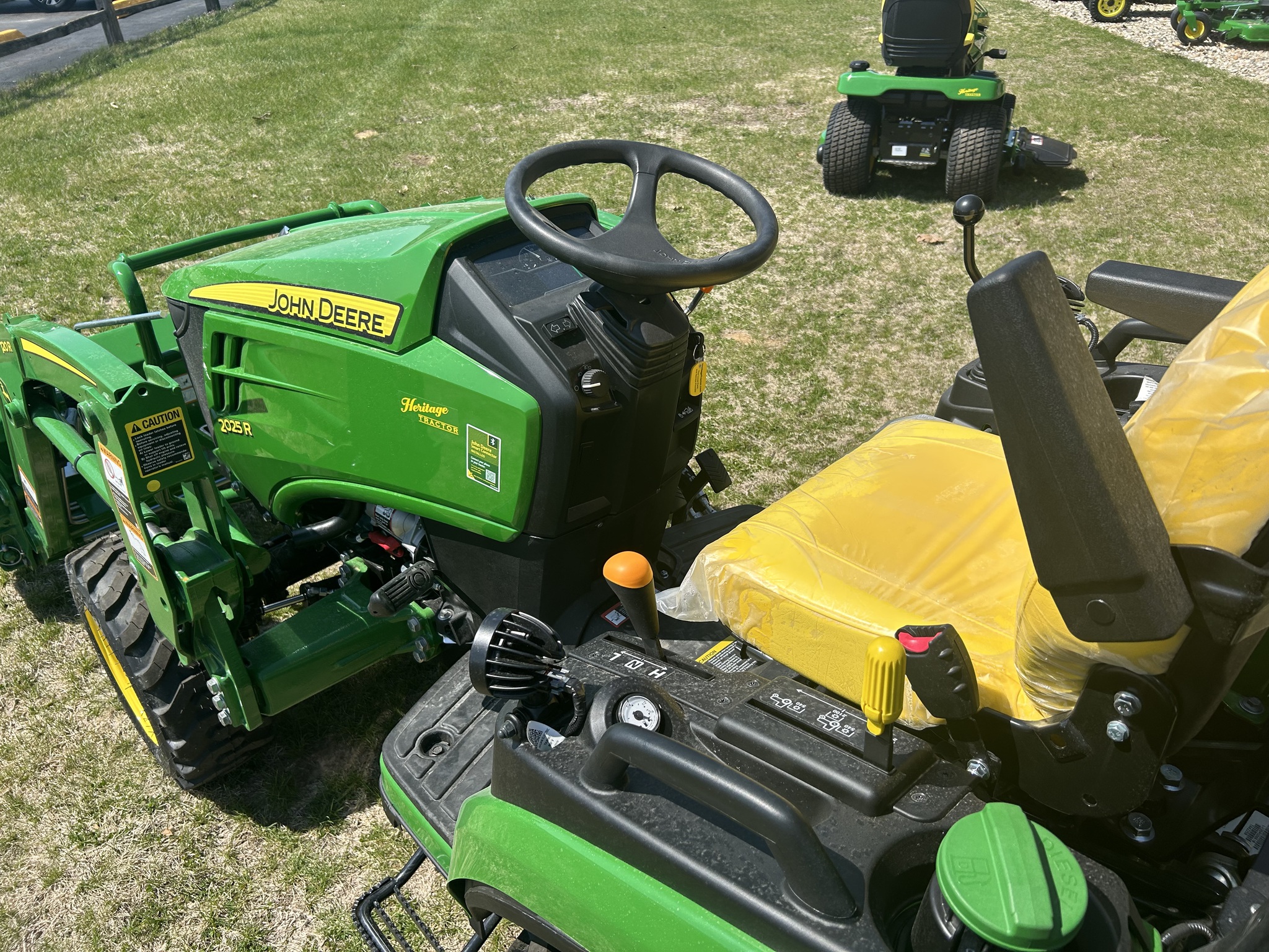  2026 John Deere 2025R at Heritage Tractor in Lacon, IL