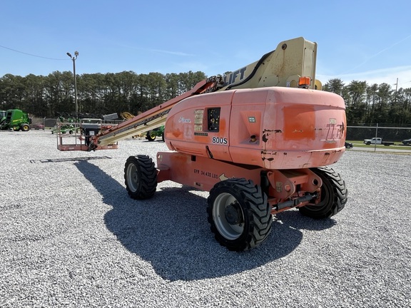 2012 JLG 800S-3